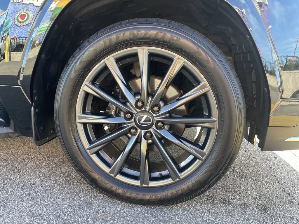 Used 2024 Lexus LX 600 F Sport AWD/4WD image 11