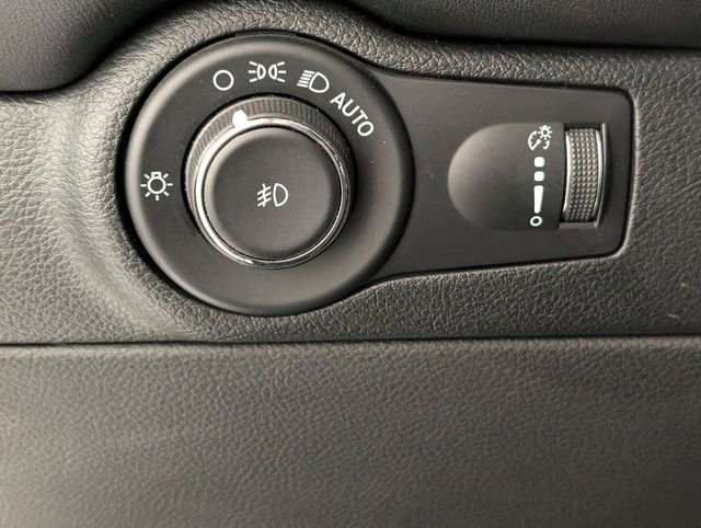 Used 2023 Dodge Durango GT image 16