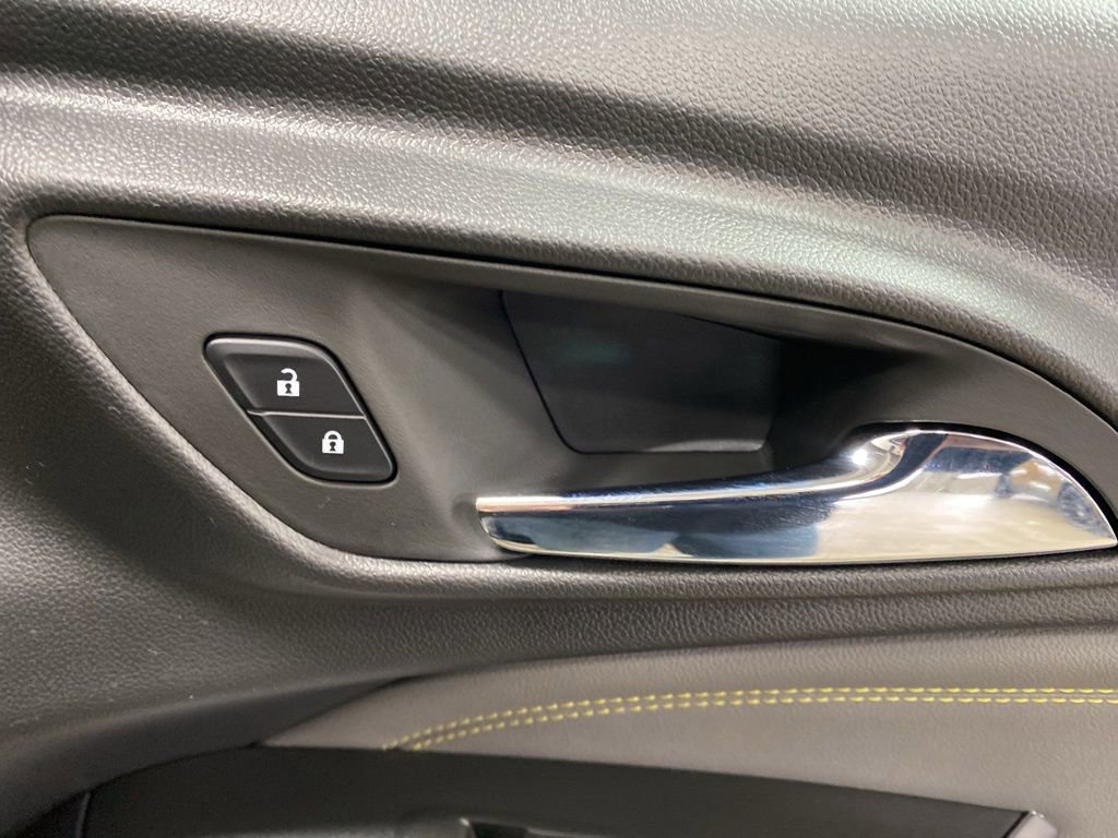 New 2026 Chevrolet Trax ACTIV w/ Sunroof Package image 31