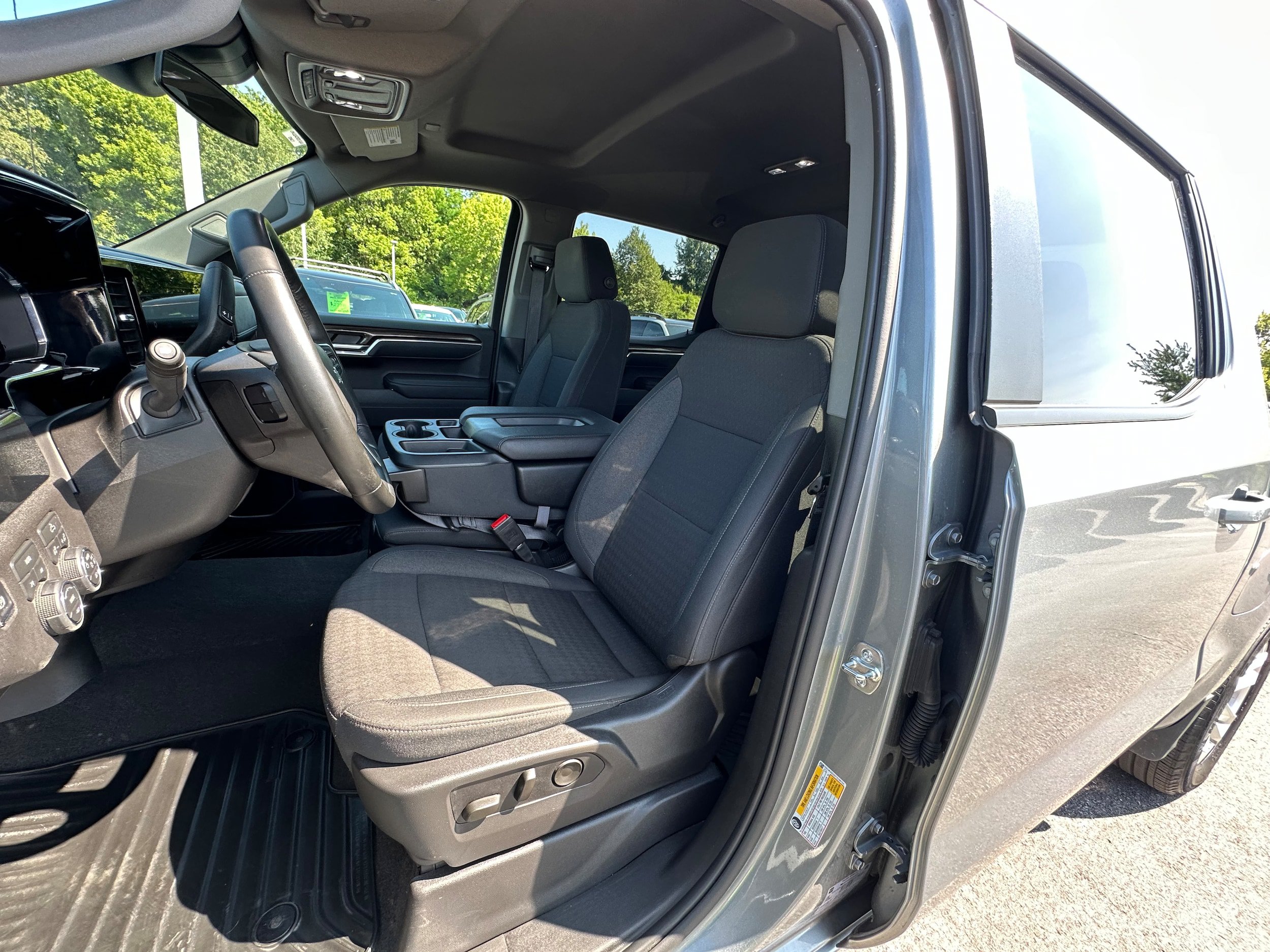 Used 2026 Chevrolet Silverado 1500 RST AWD/4WD image 17