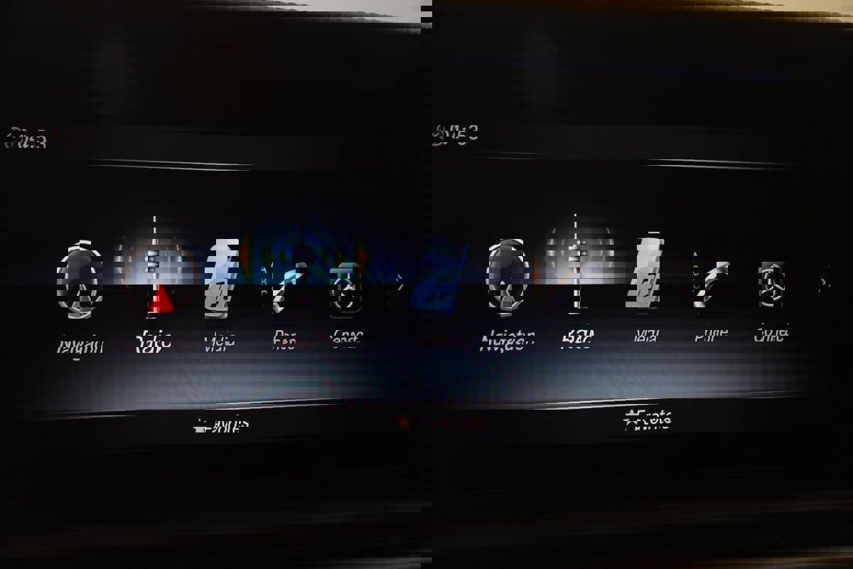 Used 2022 Mercedes-Benz G 550 image 41