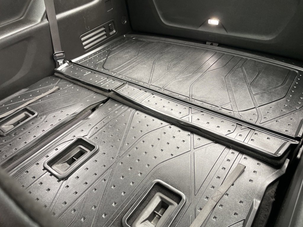 Used 2021 Chevrolet Traverse Premier w/ LPO, Floor Liner Package image 14