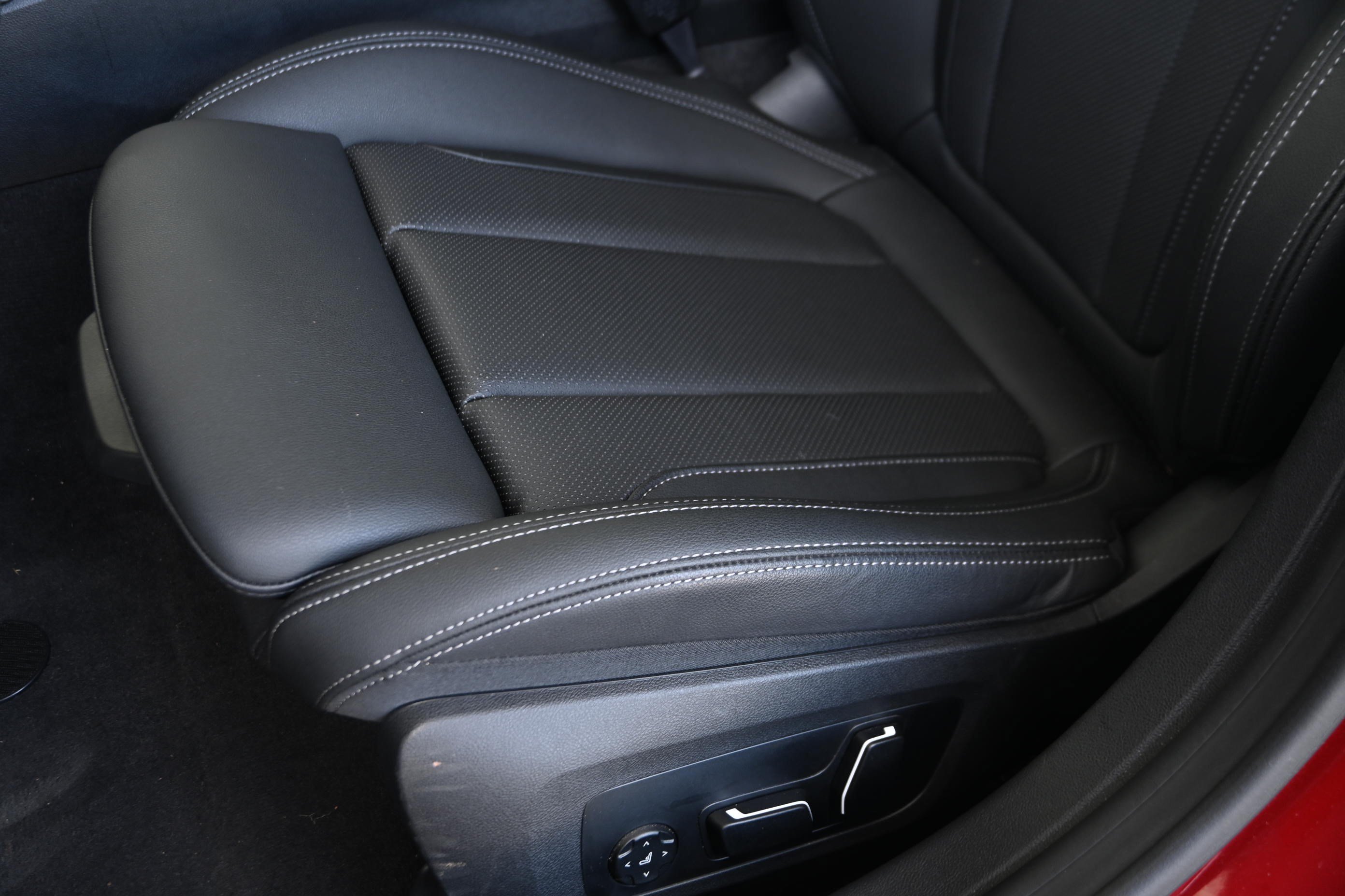 Certified 2026 BMW 430i w/ Premium Package RWD image 27