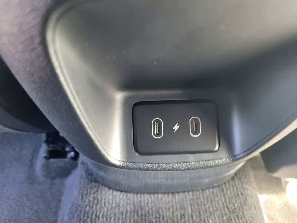 Certified 2025 Hyundai Elantra SEL image 29