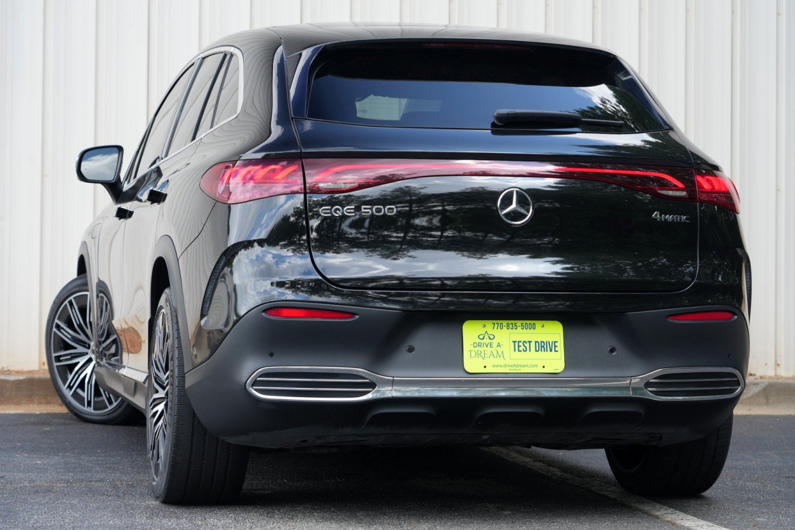Used 2023 Mercedes-Benz EQE 500 4MATIC SUV image 6