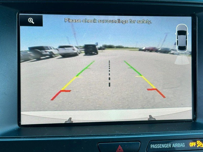 Used 2016 Ford Explorer XLT w/ Equipment Group 201A FWD image 19