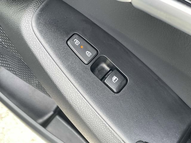 New 2026 Kia Seltos EX FWD image 13