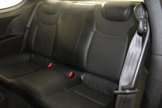 Used 2013 Hyundai Genesis 3.8 image 17