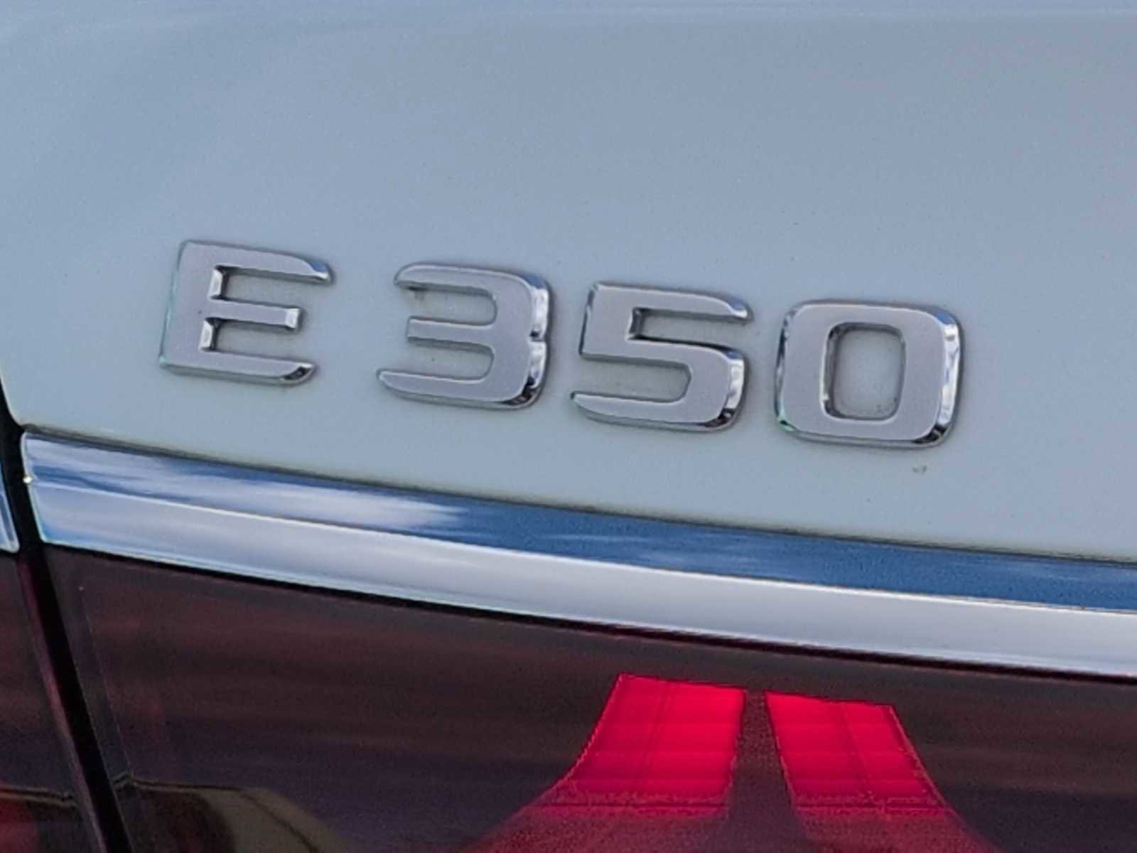 Used 2024 Mercedes-Benz E 350 4MATIC Sedan image 12