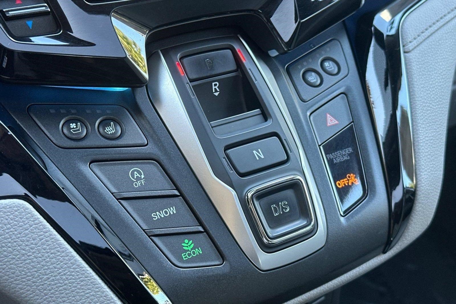 Used 2018 Honda Odyssey Elite image 17