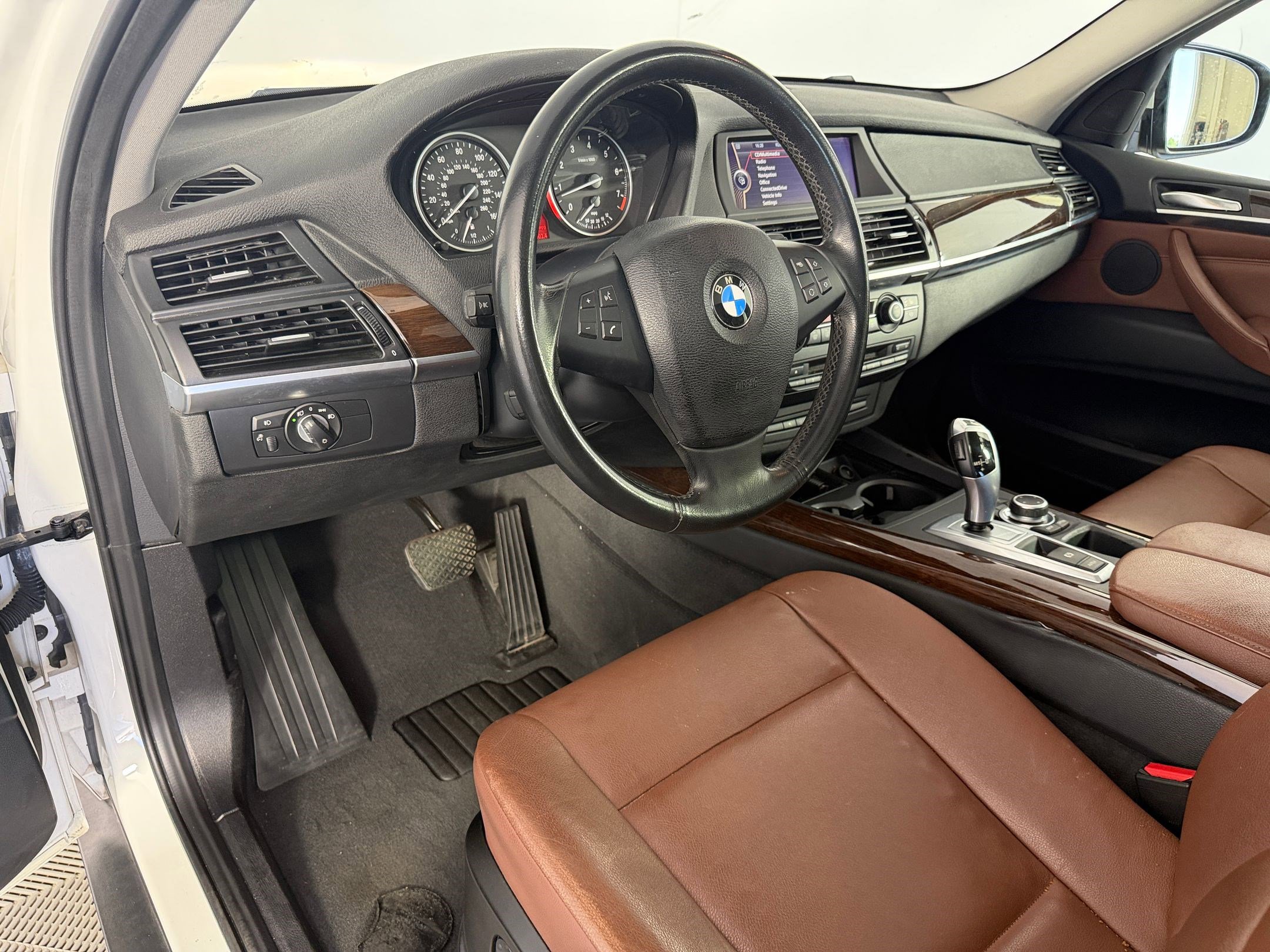 Used 2013 BMW X5 xDrive35i AWD/4WD image 4