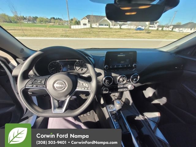 Used 2024 Nissan Sentra SV image 21