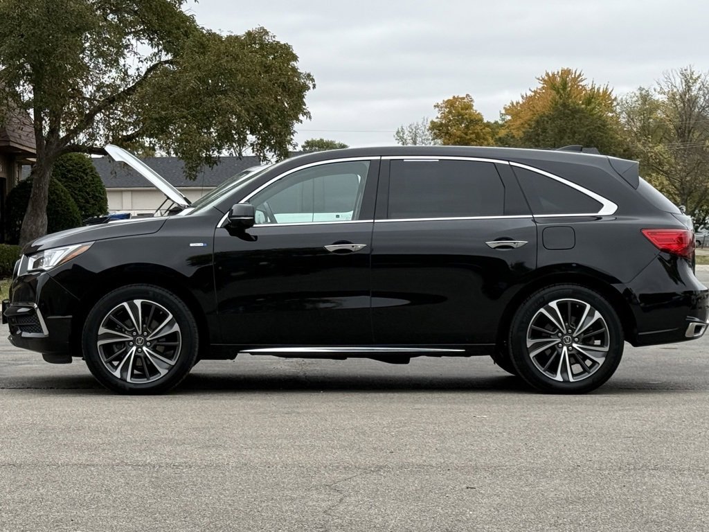 Used 2020 Acura MDX w/ Technology Package image 2