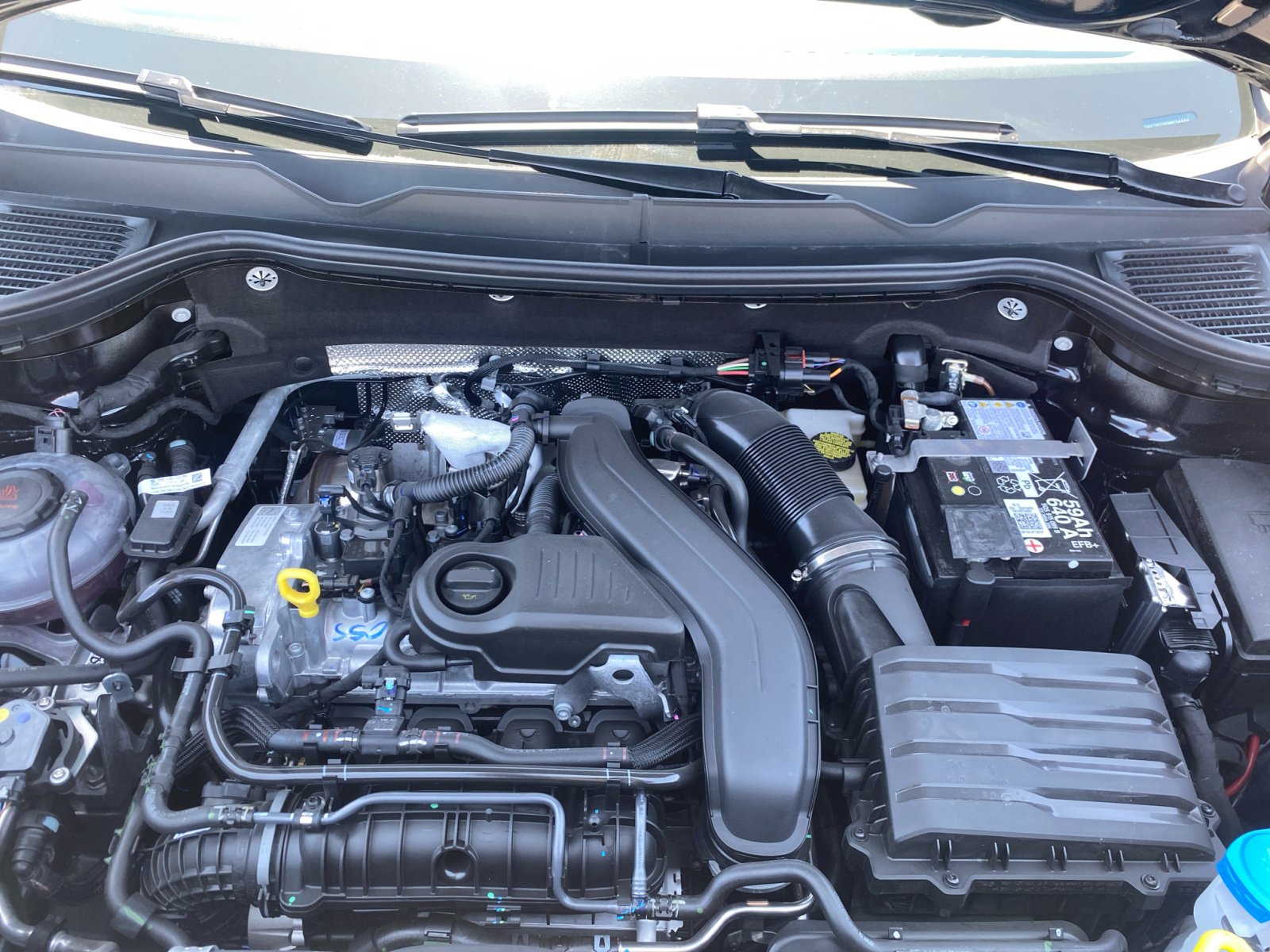 New 2025 Volkswagen Taos S image 20