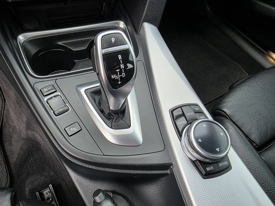 Used 2014 BMW 335i Gran Turismo xDrive AWD/4WD image 24