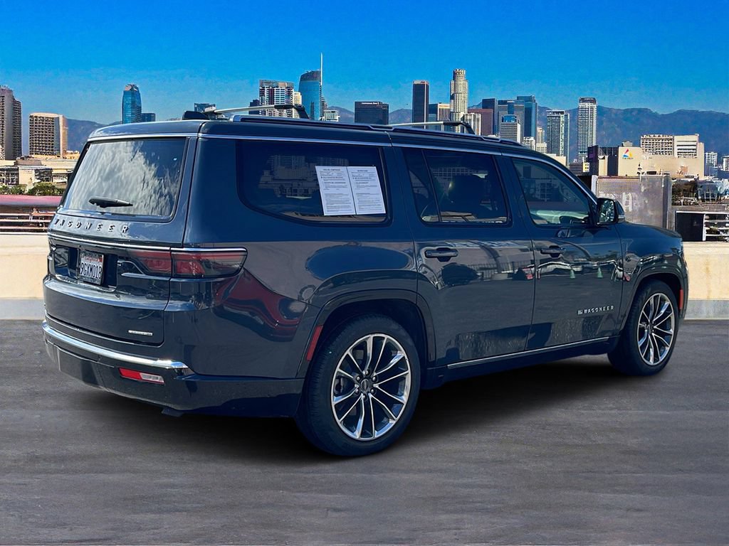Used 2023 Jeep Wagoneer Series III w/ Premium Group I AWD/4WD image 6