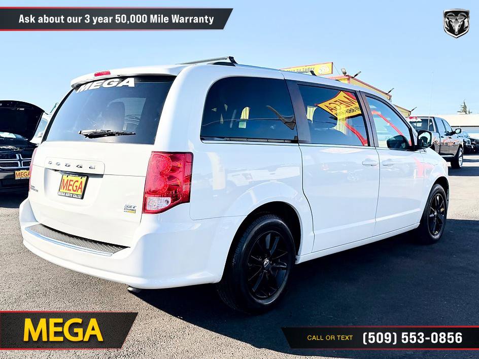 Used 2019 Dodge Grand Caravan SXT FWD image 12