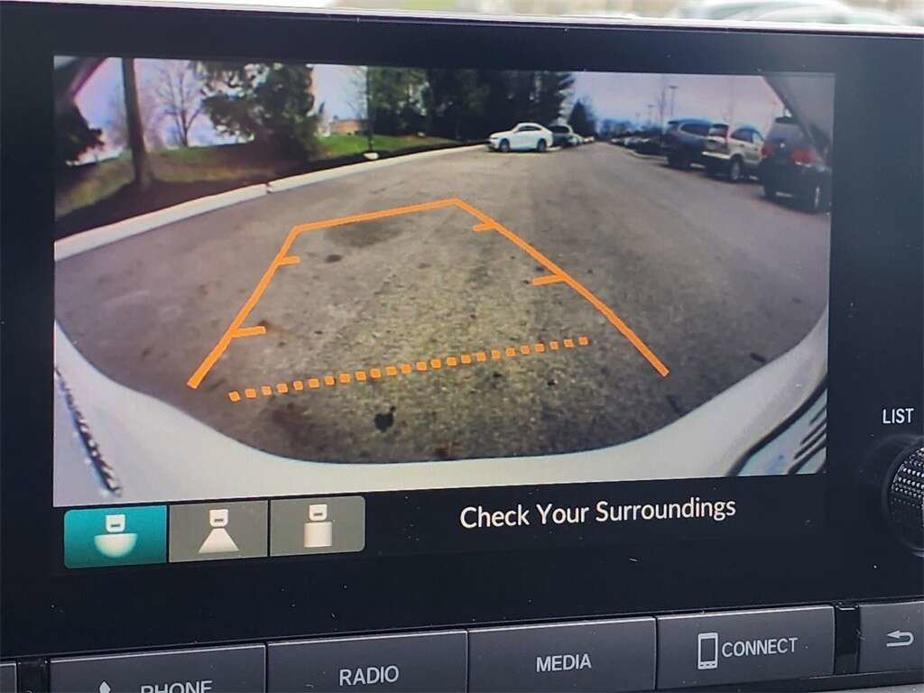 Used 2023 Honda Accord LX image 4