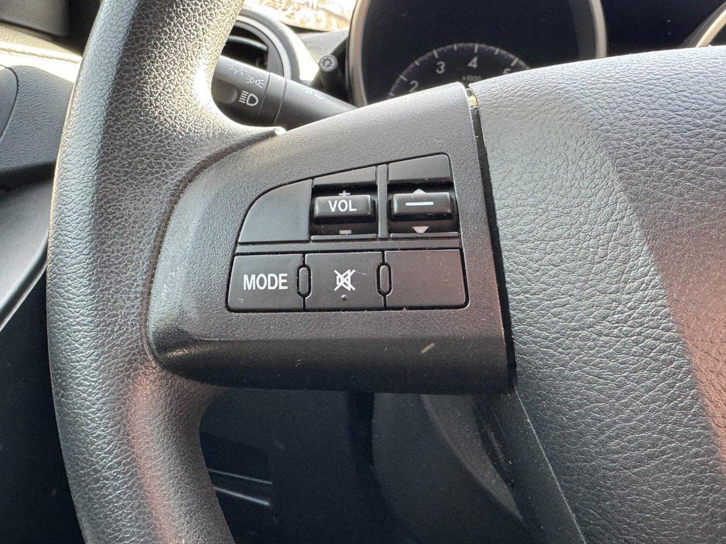 Used 2012 MAZDA MAZDA3 i Sport image 16