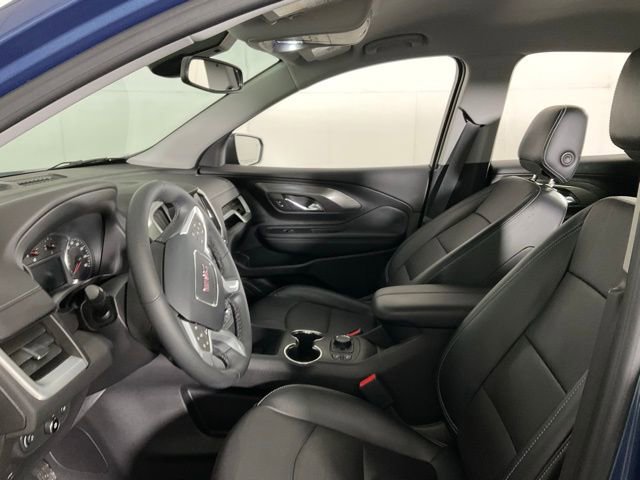 Used 2024 GMC Terrain SLT image 27