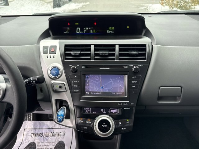 Used 2013 Toyota Prius V Three image 28