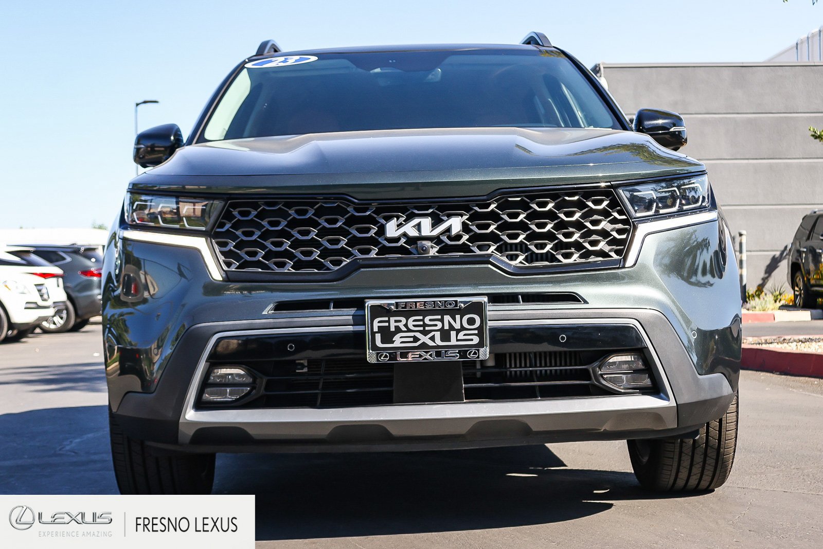 Used 2023 Kia Sorento SX Prestige AWD/4WD image 2