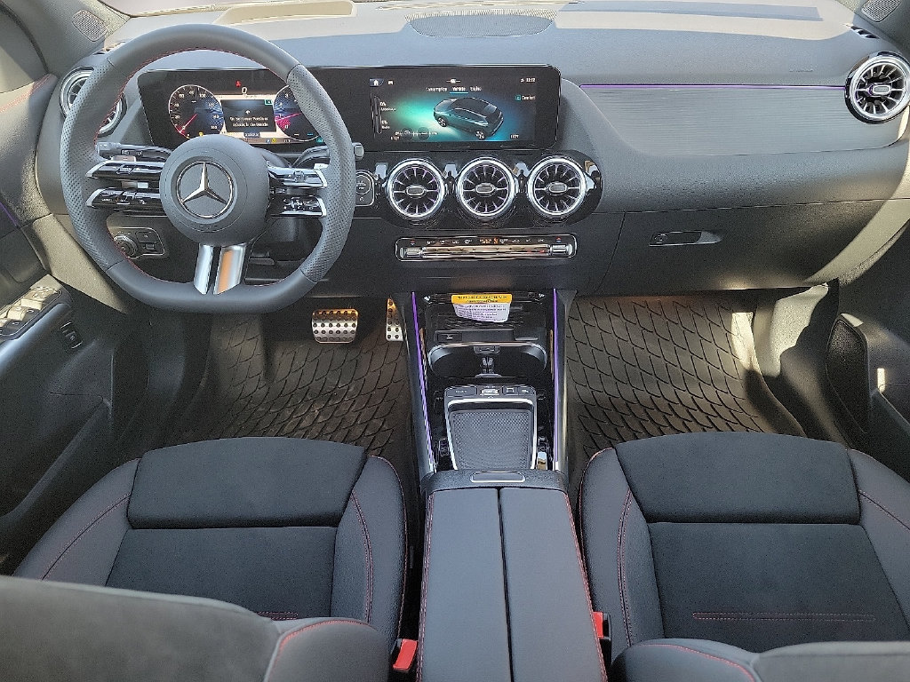 Used 2025 Mercedes-Benz GLA 250 image 12