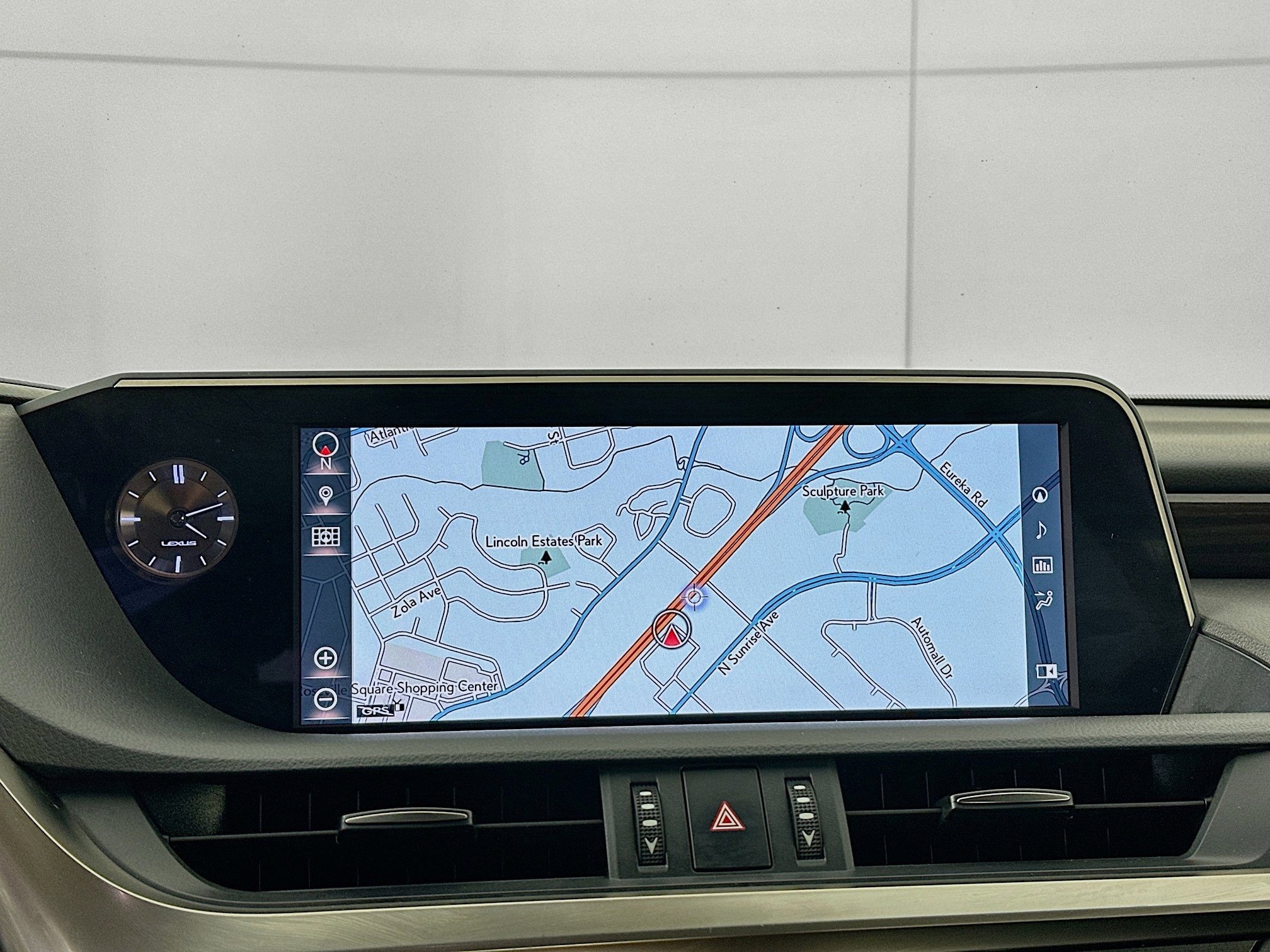 Used 2019 Lexus ES 300h w/ Premium Package FWD image 22