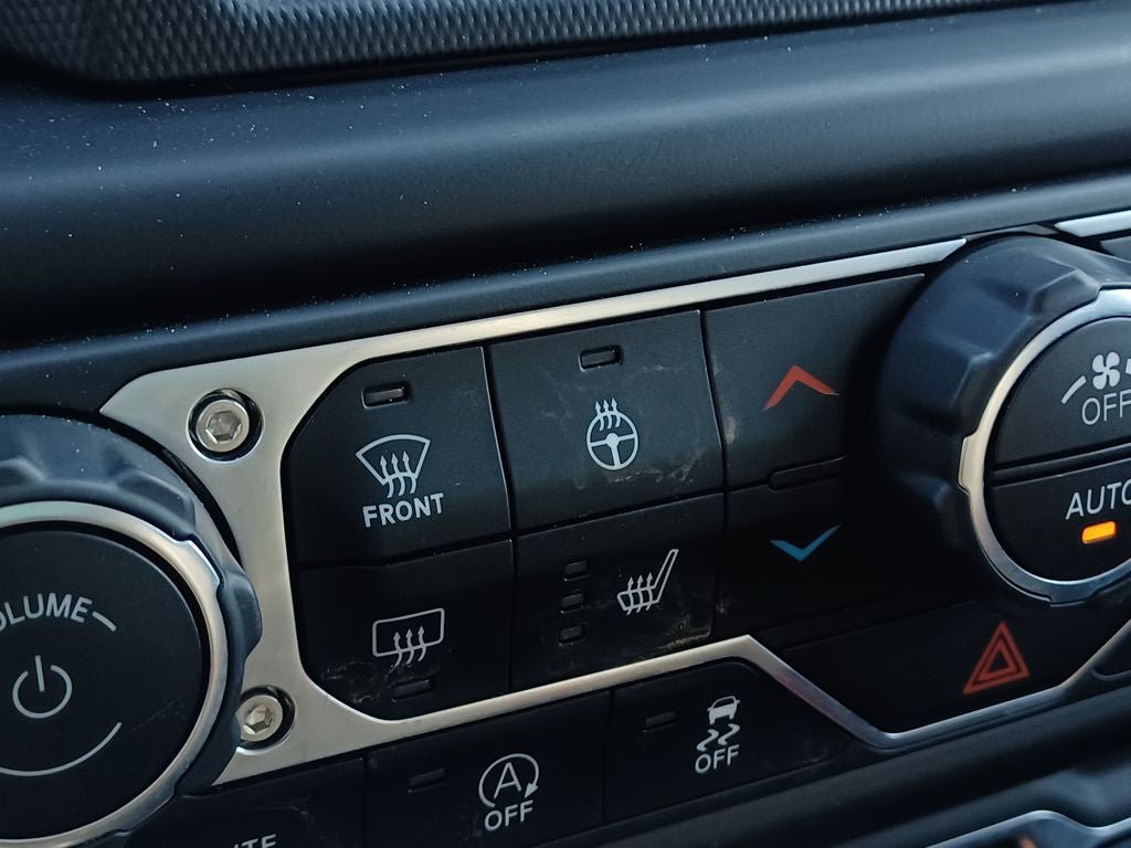 Used 2021 Jeep Gladiator 80th Anniversary AWD/4WD image 26