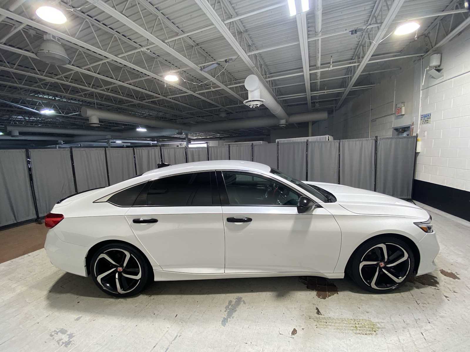 Used 2021 Honda Accord Sport Special Edition image 27