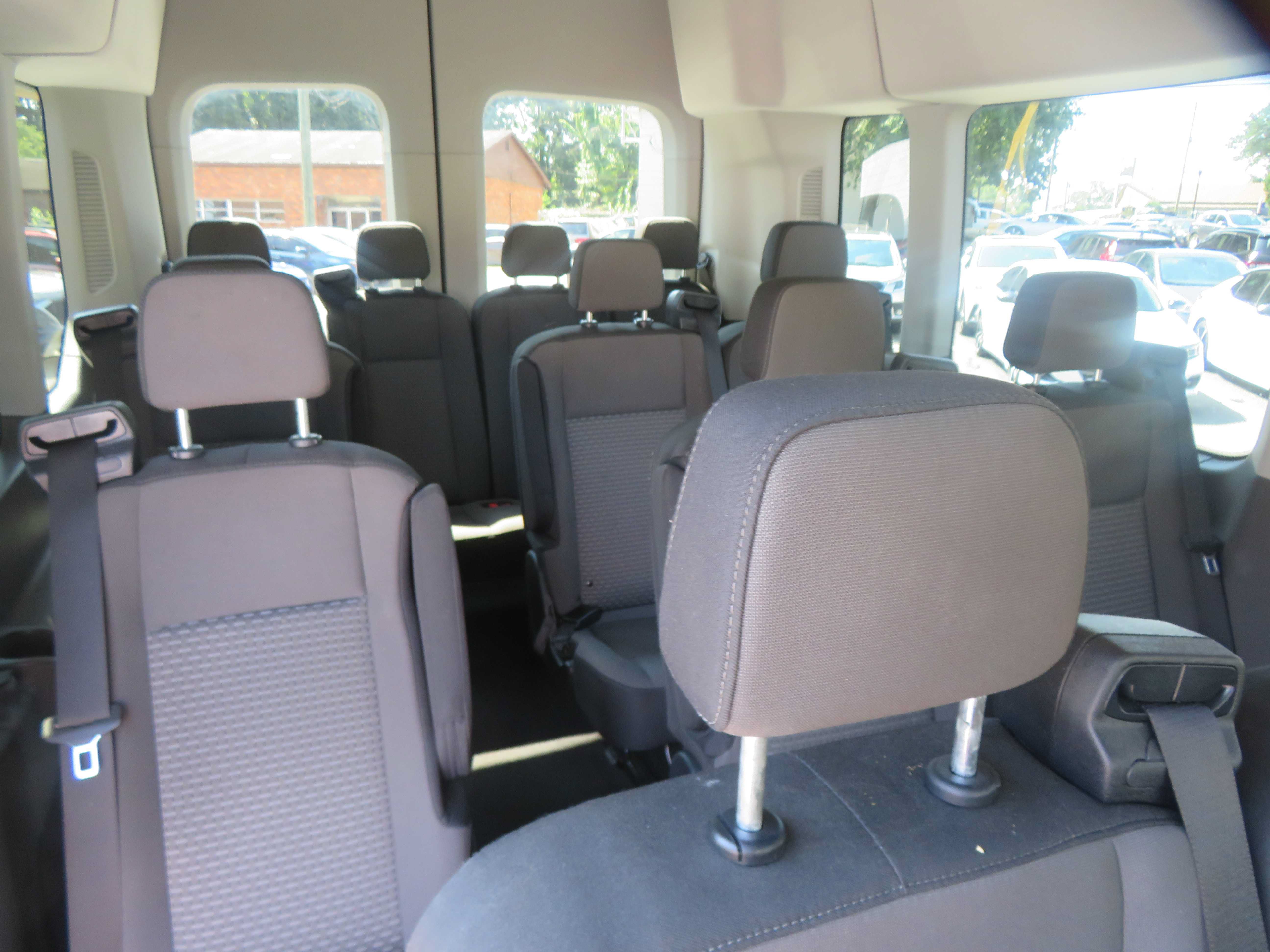Used 2025 Ford Transit 350 XLT RWD image 21