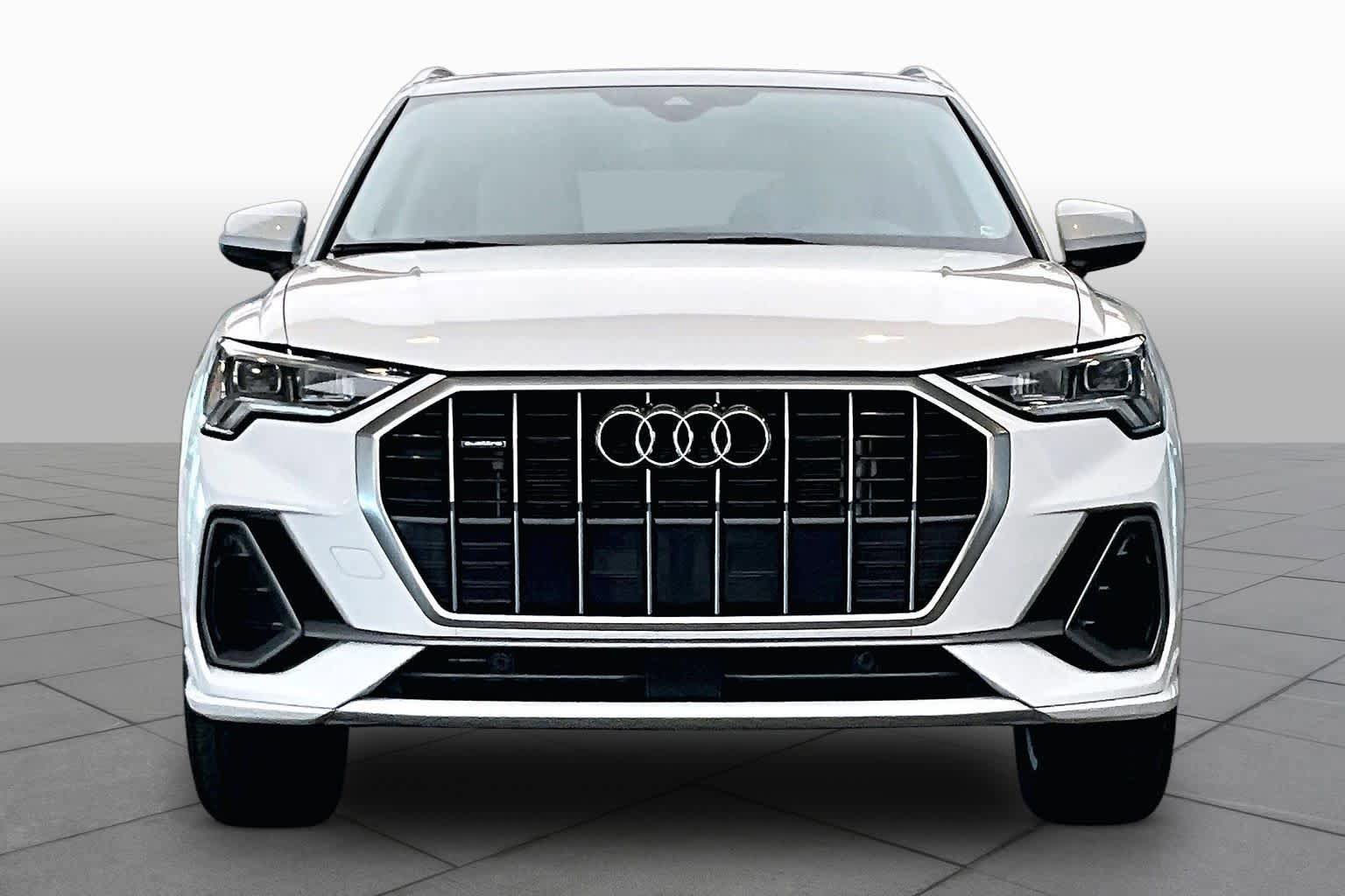 Certified 2024 Audi Q3 2.0T Premium w/ Convenience Package AWD/4WD image 4