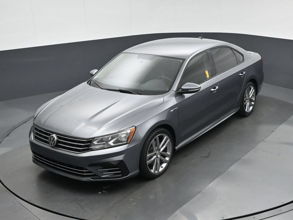 Used 2018 Volkswagen Passat 2.0T R-Line FWD image 54