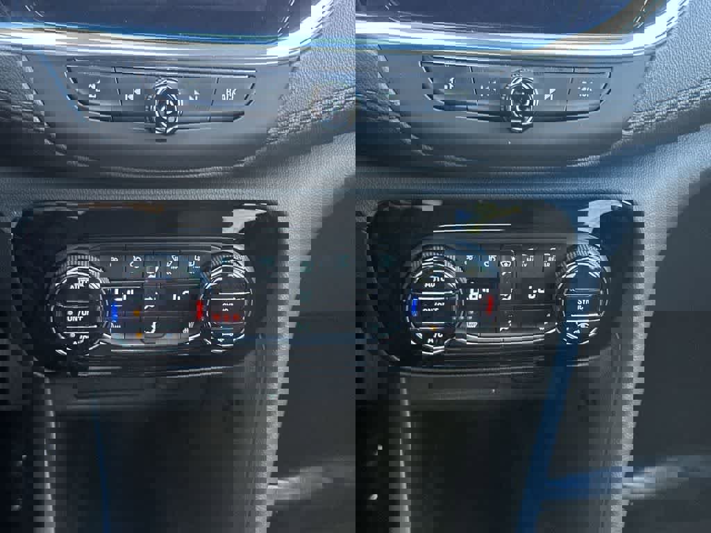 Used 2023 Buick Encore GX Select w/ Sport Touring Package image 20