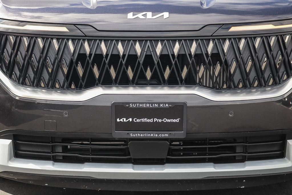 Certified 2026 Kia Carnival EX FWD image 9