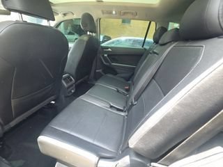 Used 2020 Volkswagen Tiguan SEL FWD image 9