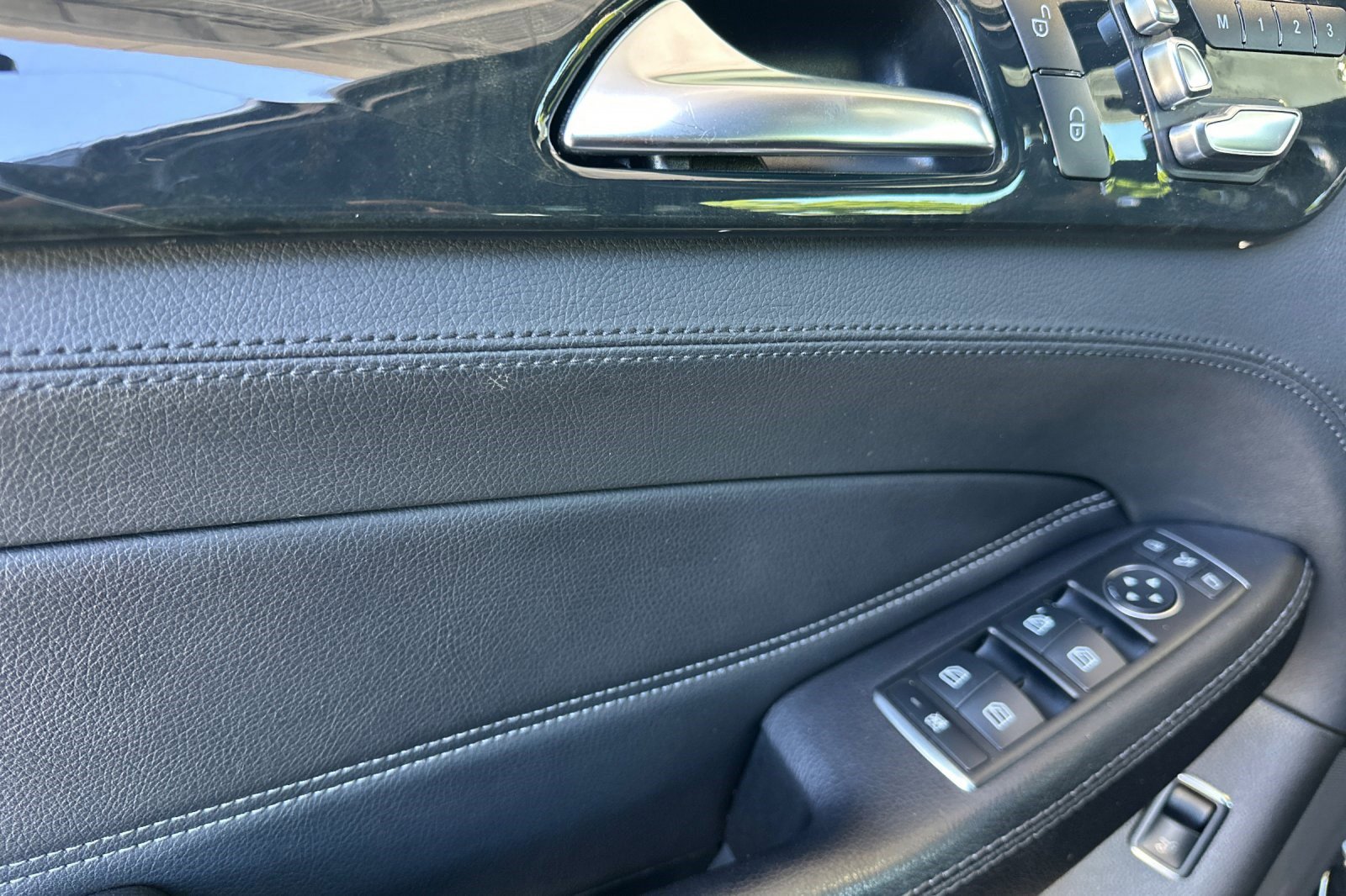 Used 2018 Mercedes-Benz GLE 43 AMG 4MATIC image 12