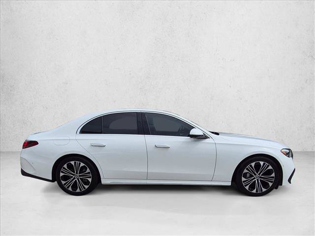 Used 2026 Mercedes-Benz E 350 4MATIC Sedan image 4