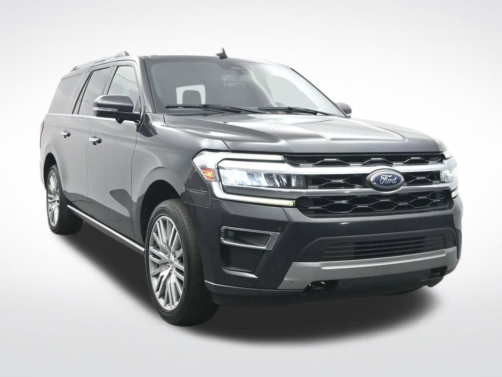 Used 2023 Ford Expedition Max Limited image 3