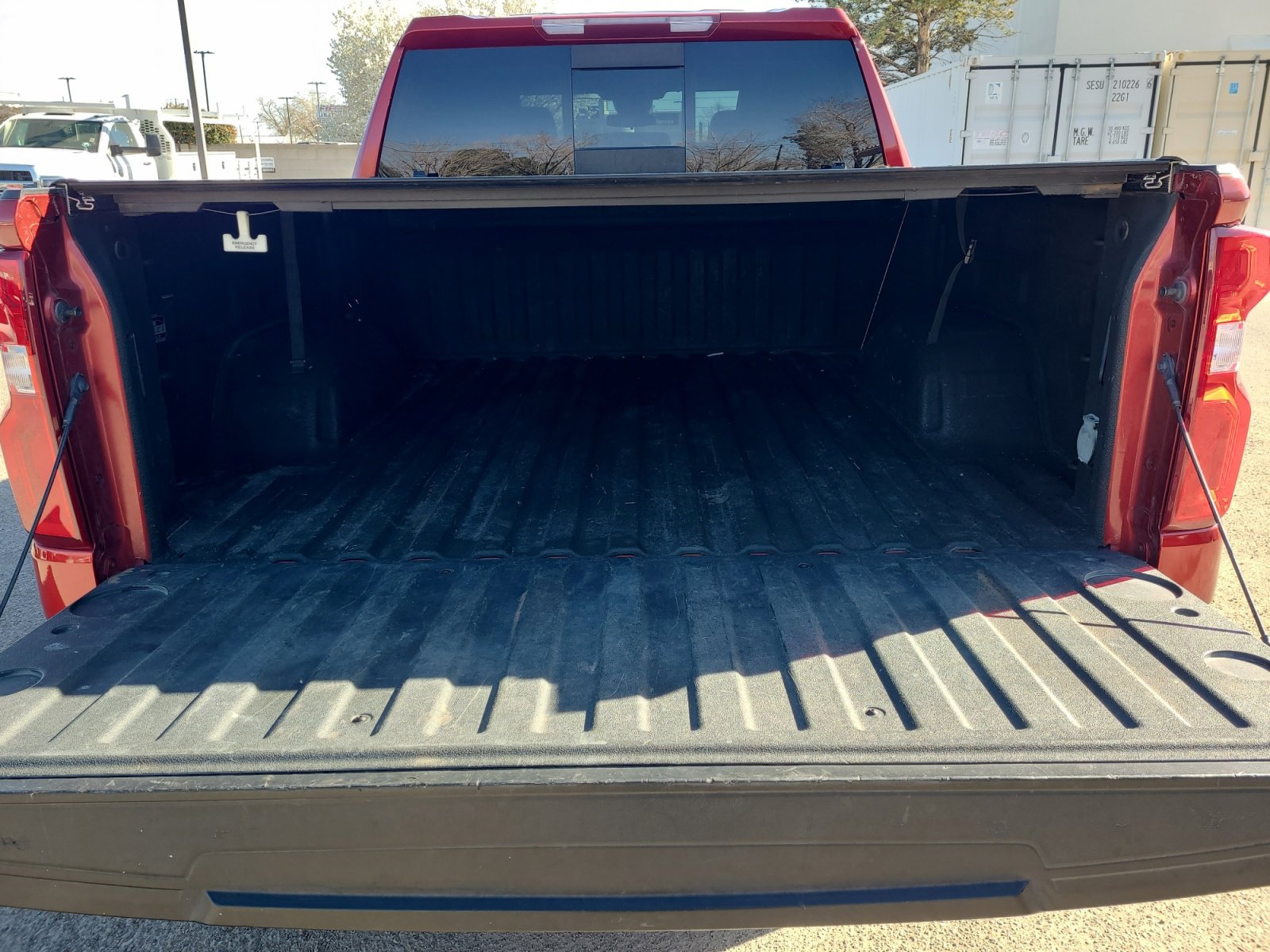 Used 2022 Chevrolet Silverado 1500 LT Trail Boss w/ Convenience Package II image 27