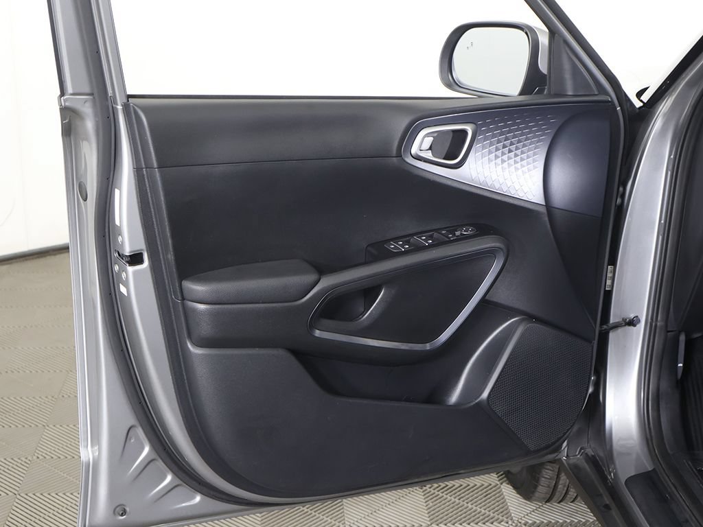 Used 2022 Kia Soul S FWD image 20