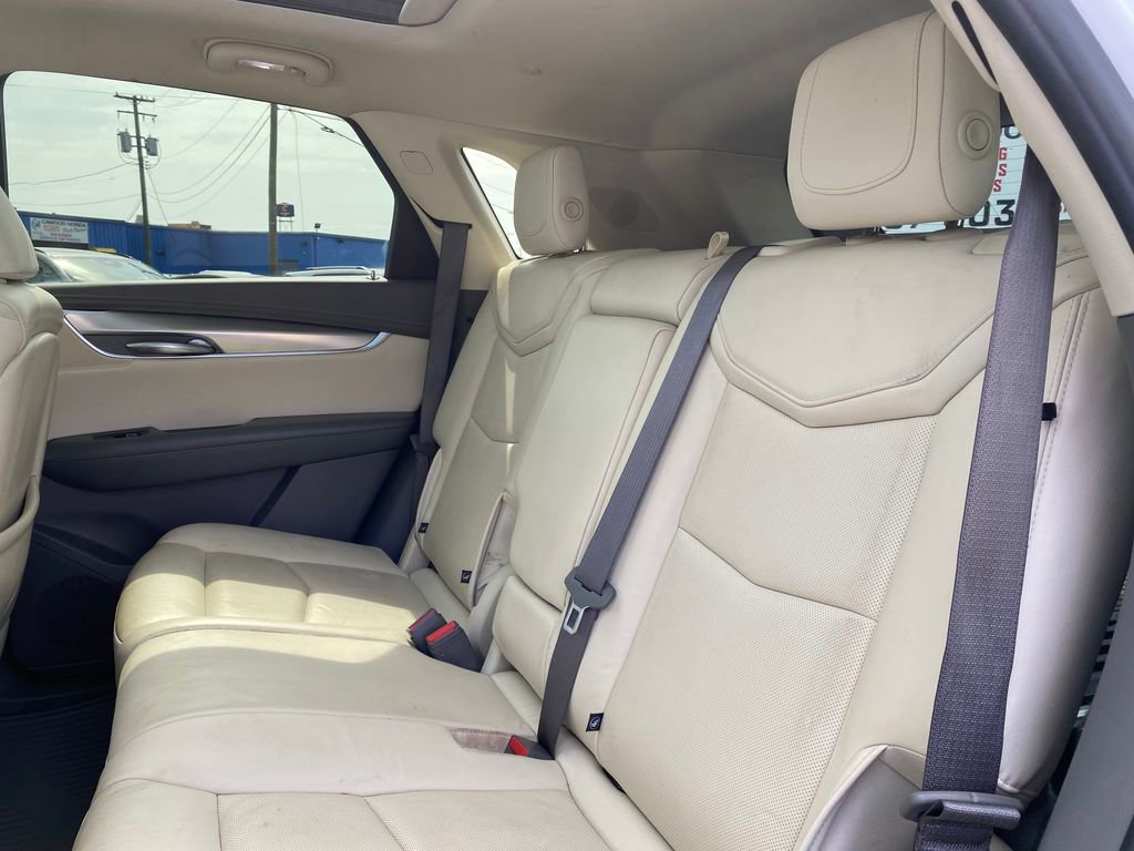 Used 2019 Cadillac XT5 Luxury FWD image 17