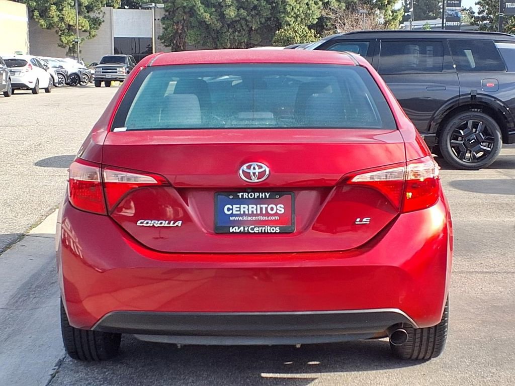 Used 2019 Toyota Corolla LE image 3