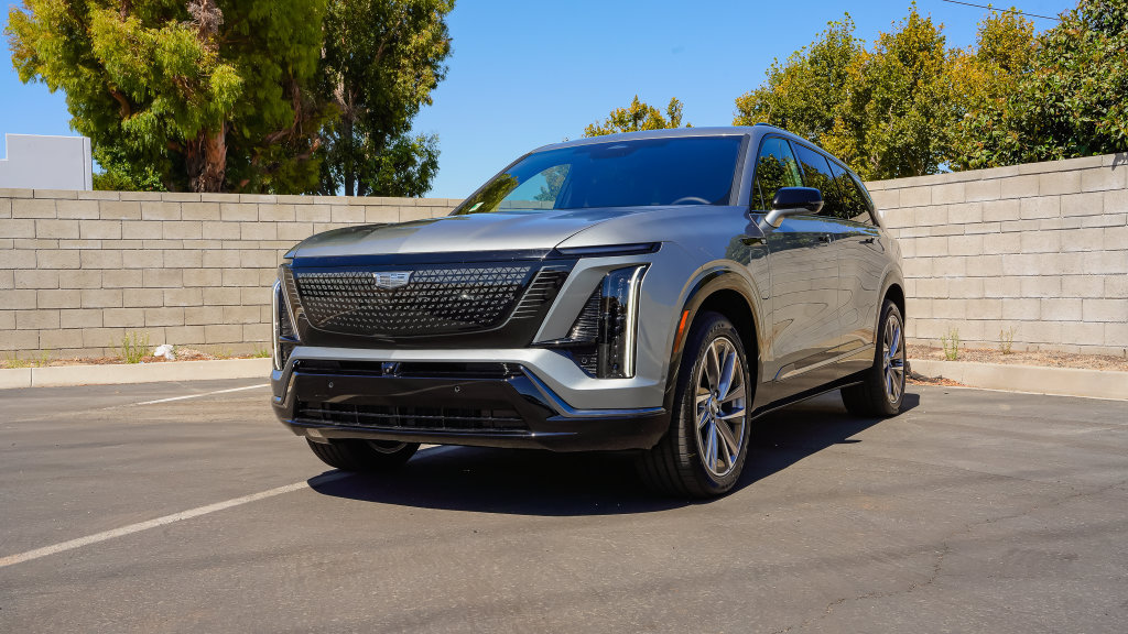 New 2027 Cadillac Vistiq Premium Luxury AWD/4WD image 2