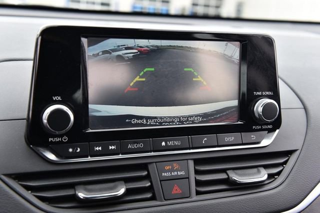 Used 2022 Nissan Altima 2.5 S FWD image 11
