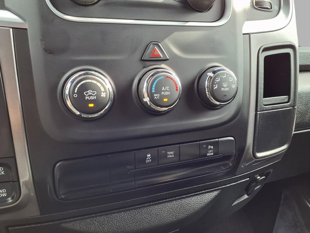 Used 2024 RAM 1500 Classic Warlock image 10