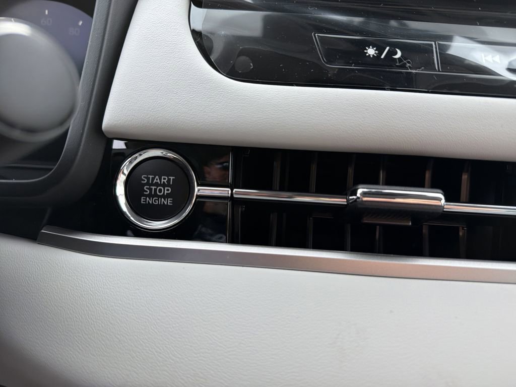 New 2026 Mitsubishi Outlander SE AWD/4WD image 26