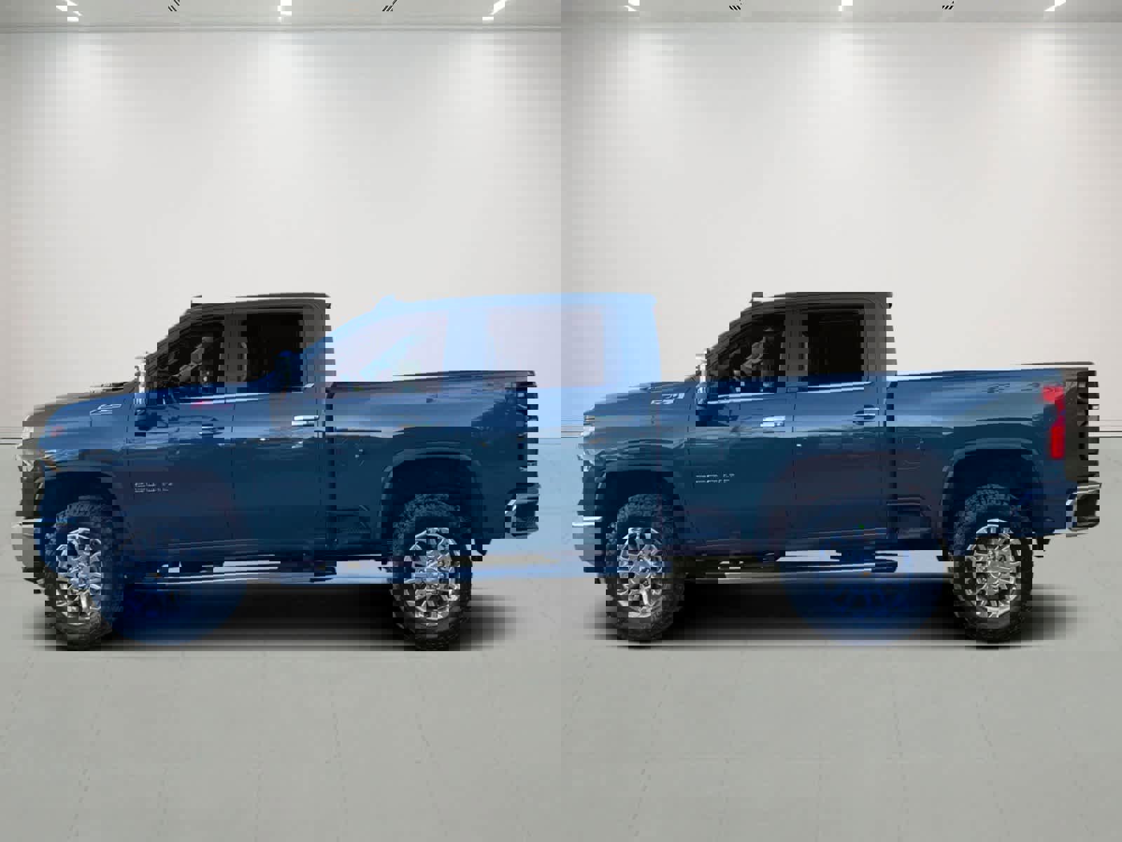 Certified 2025 Chevrolet Silverado 2500 LTZ w/ LTZ Convenience Package image 3