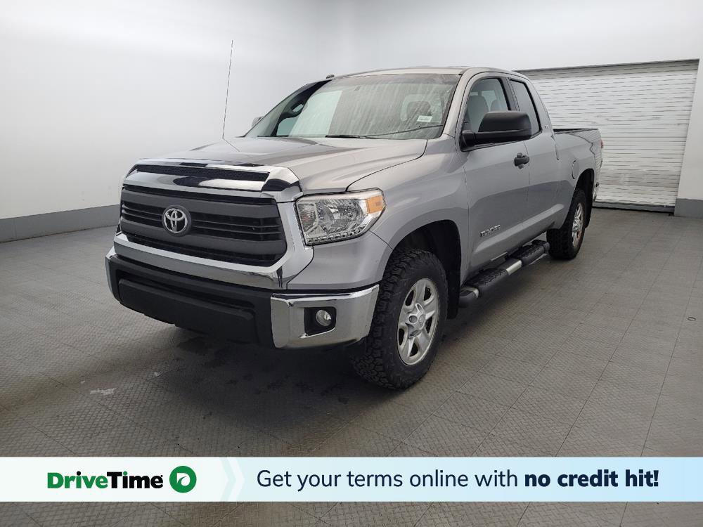 Used 2015 Toyota Tundra SR5 AWD/4WD image 1