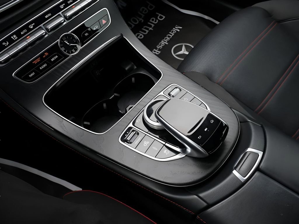 Used 2018 Mercedes-Benz E 43 AMG 4MATIC Sedan w/ Premium 2 Package image 28